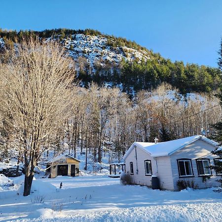 Vila Chalet Falaise By Chalets Nabu Saint-Alexis-des-Monts Exteriér fotografie